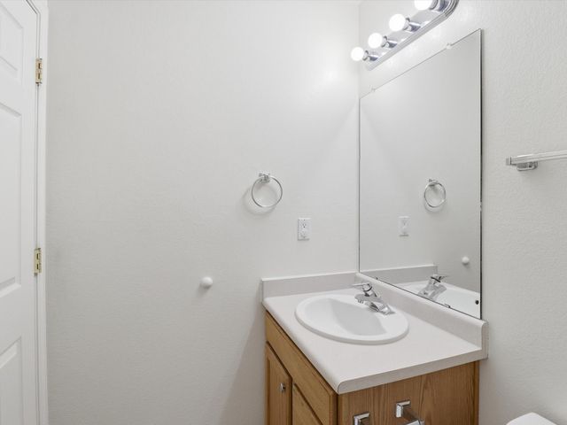 6036 Monte Verde Place, Santa Fe, NM 87507