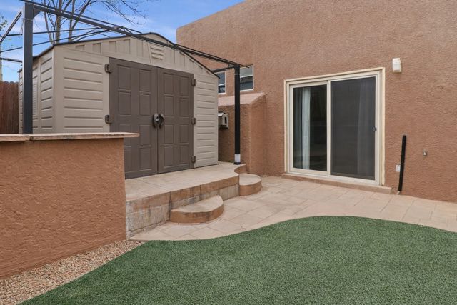 6036 Monte Verde Place, Santa Fe, NM 87507