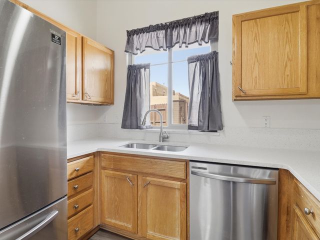 6036 Monte Verde Place, Santa Fe, NM 87507