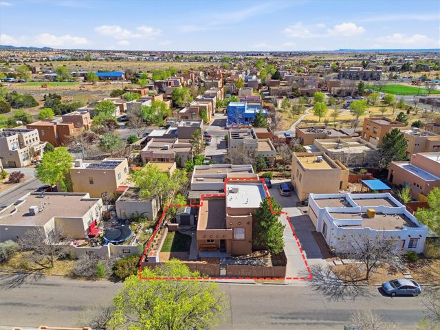 6036 Monte Verde Place, Santa Fe, NM 87507