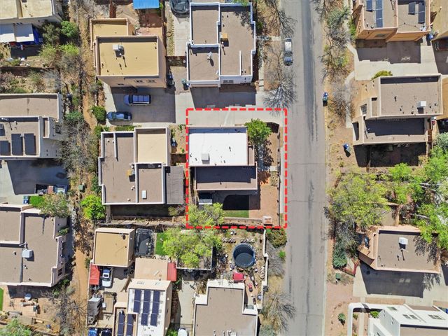 6036 Monte Verde Place, Santa Fe, NM 87507