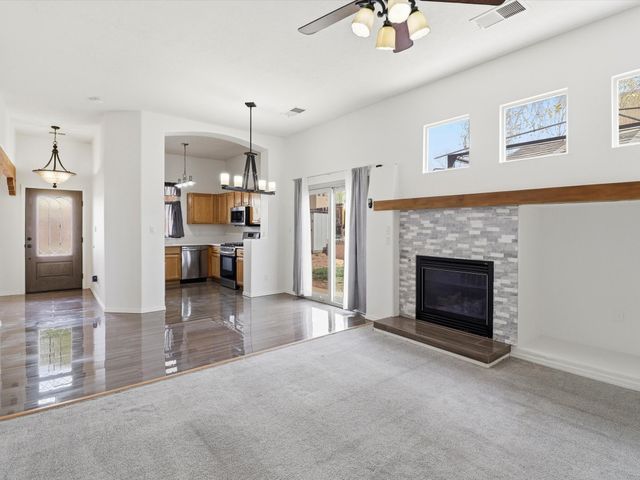 6036 Monte Verde Place, Santa Fe, NM 87507