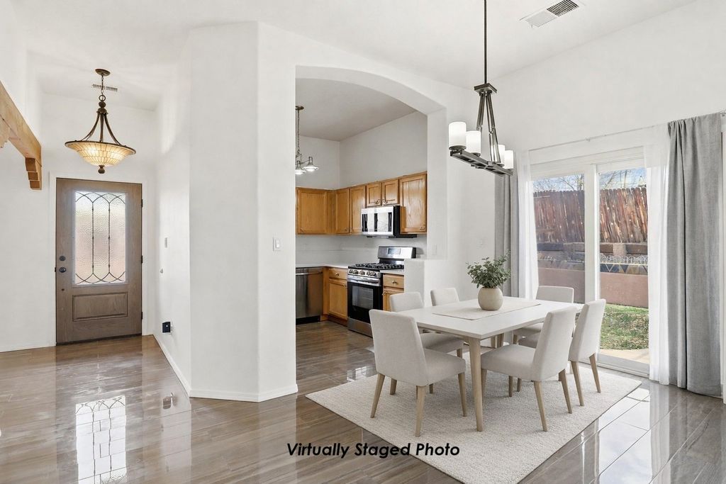 6036 Monte Verde Place, Santa Fe, NM 87507