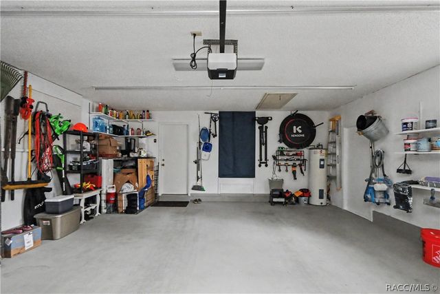 10 Colubrina Court, Homosassa, FL 34446