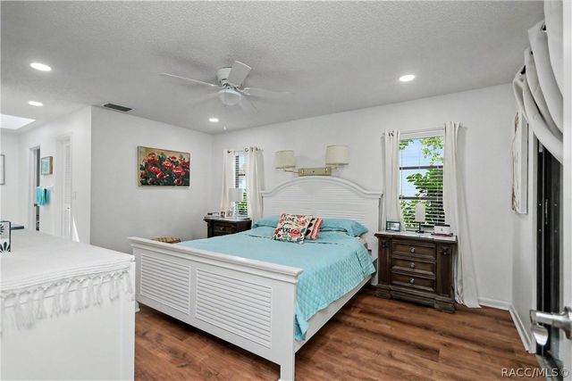 10 Colubrina Court, Homosassa, FL 34446