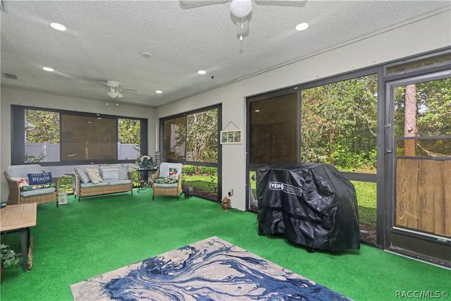 10 Colubrina Court, Homosassa, FL 34446