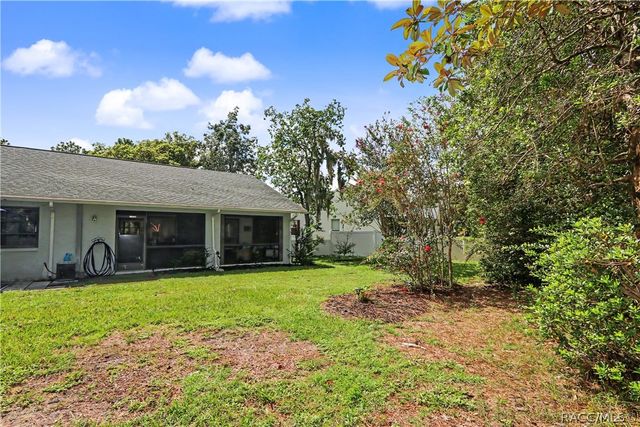 10 Colubrina Court, Homosassa, FL 34446