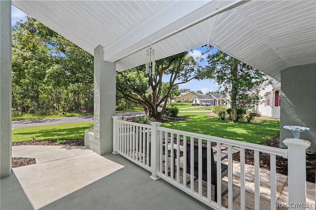 10 Colubrina Court, Homosassa, FL 34446