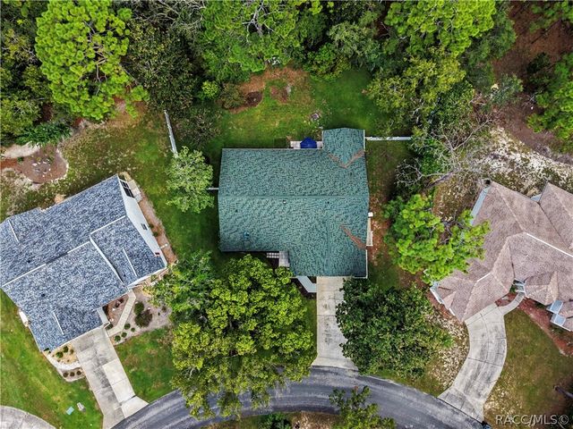 10 Colubrina Court, Homosassa, FL 34446