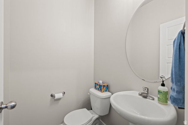 4180 E CENTER POINT ST, Eagle Mountain, UT 84005