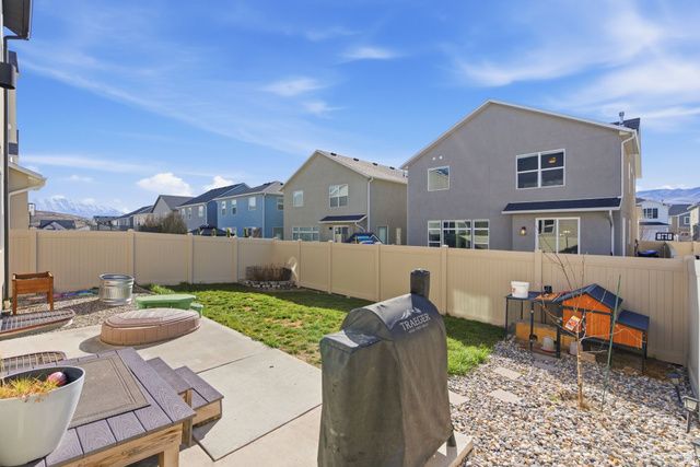 4180 E CENTER POINT ST, Eagle Mountain, UT 84005
