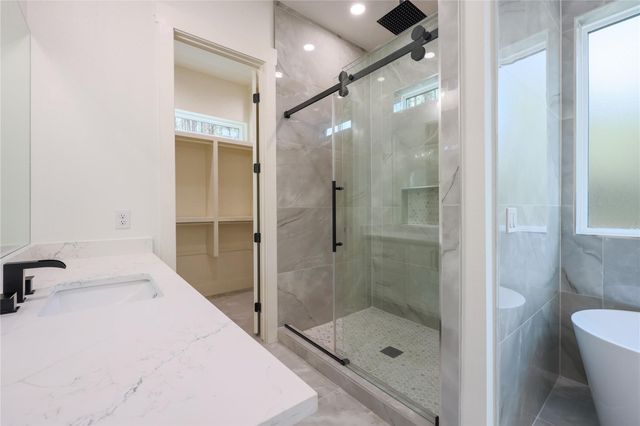 4260 Road 66126, Dayton, TX 77535