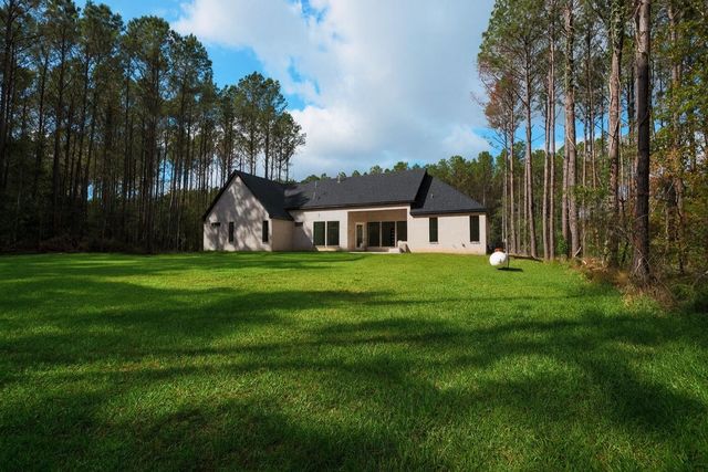 4260 Road 66126, Dayton, TX 77535