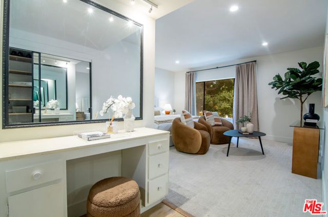 1434 Greenfield Avenue 102, Los Angeles, CA 90025