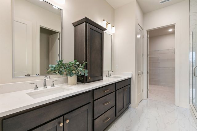 1360 SE Menlo Drive, Waukee, IA 50263