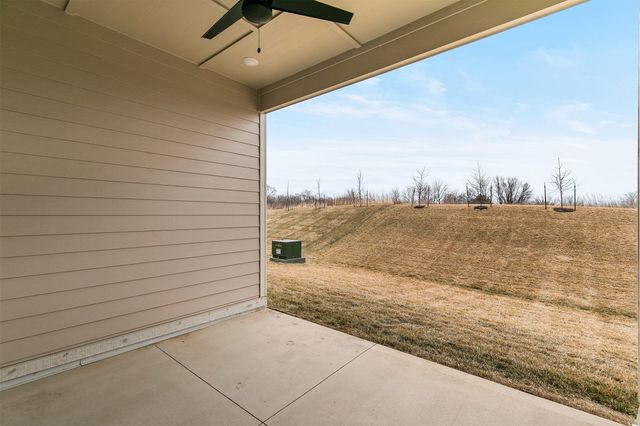 1360 SE Menlo Drive, Waukee, IA 50263