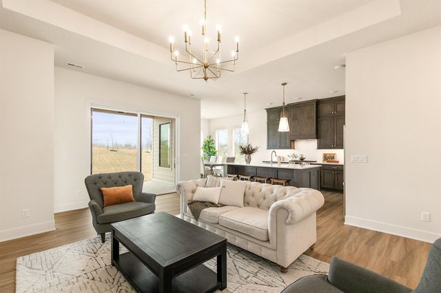 1360 SE Menlo Drive, Waukee, IA 50263