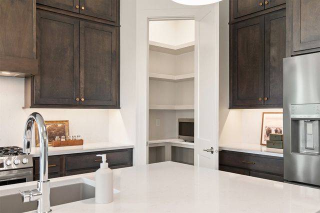 1360 SE Menlo Drive, Waukee, IA 50263