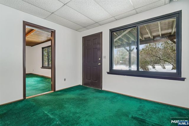 159 N Deer Trail, Ramsey, NJ 07446