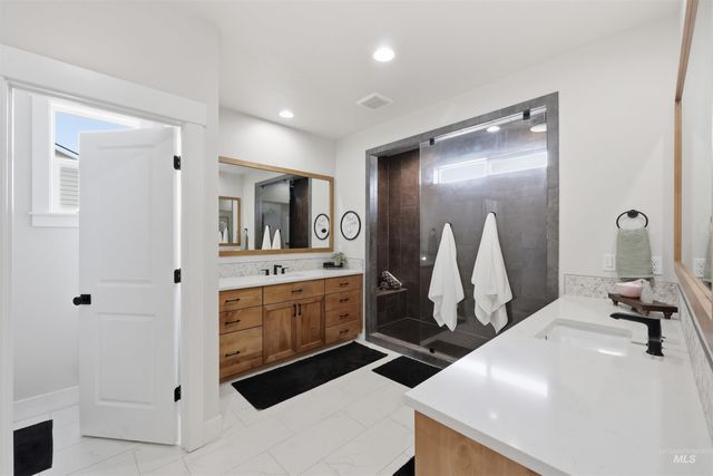 17643 N Pass City Pl., Nampa, ID 83687