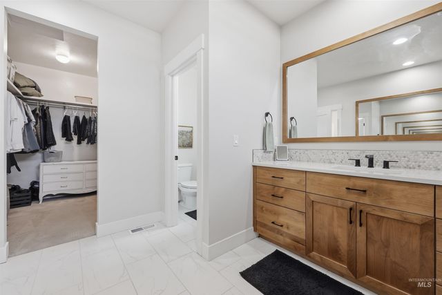 17643 N Pass City Pl., Nampa, ID 83687
