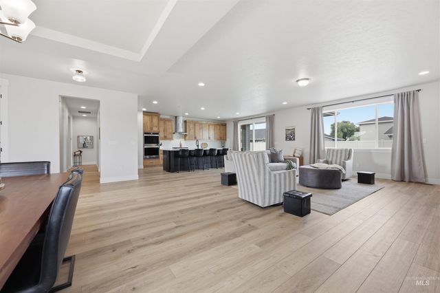 17643 N Pass City Pl., Nampa, ID 83687