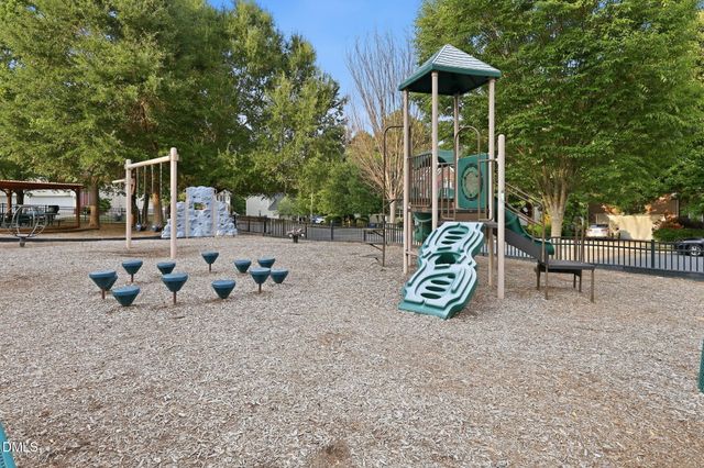 4616 Paces Ferry Drive, Durham, NC 27712
