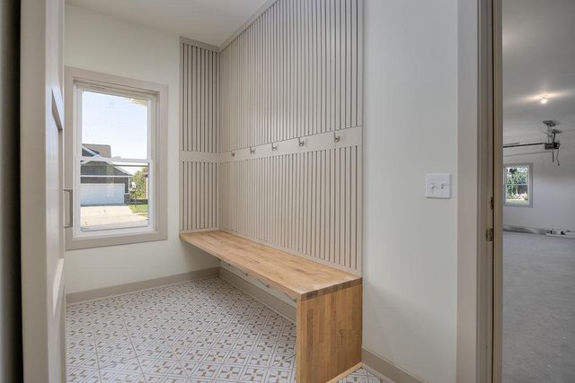 1113 N DIVISION Street, Waunakee, WI 53597