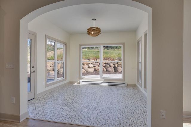 1113 N DIVISION Street, Waunakee, WI 53597