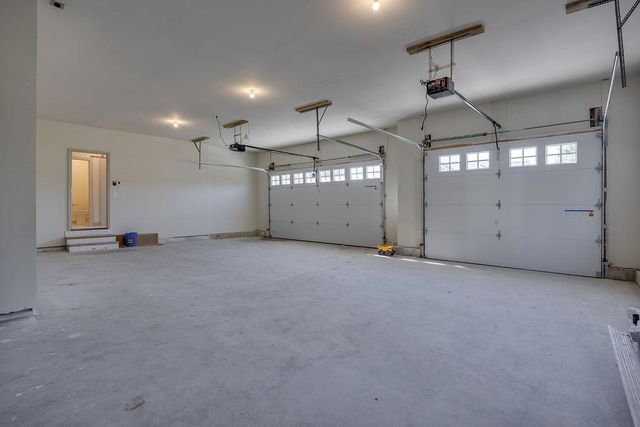 1113 N DIVISION Street, Waunakee, WI 53597