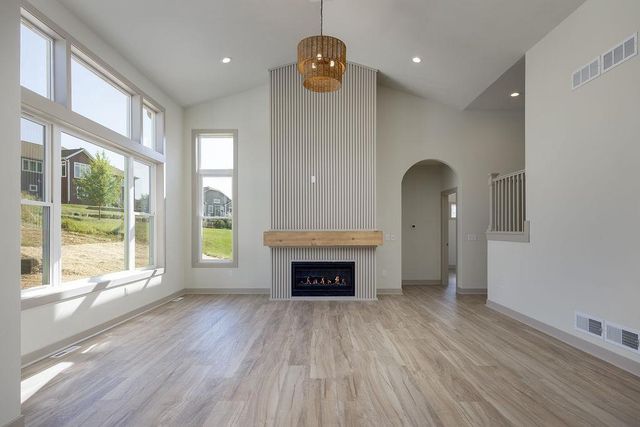 1113 N DIVISION Street, Waunakee, WI 53597