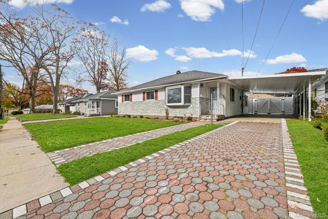 312 Coventry Road S, West Hempstead, NY 11552