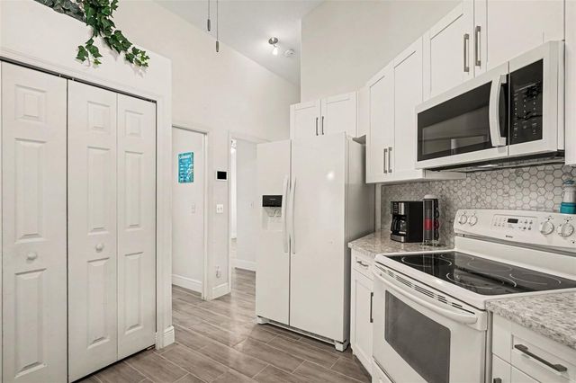405 POINSETTIA AVENUE, Lehigh Acres, FL 33972