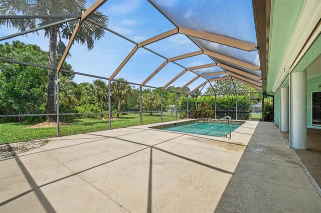405 POINSETTIA AVENUE, Lehigh Acres, FL 33972