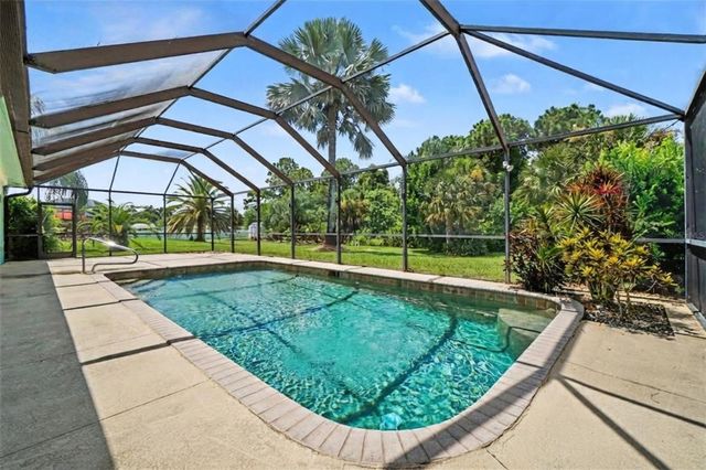 405 POINSETTIA AVENUE, Lehigh Acres, FL 33972