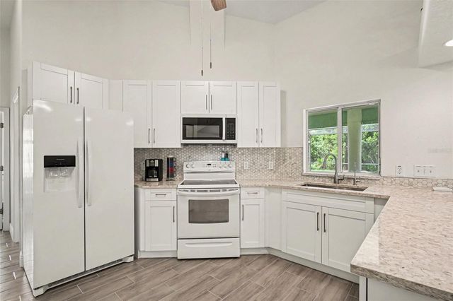 405 POINSETTIA AVENUE, Lehigh Acres, FL 33972
