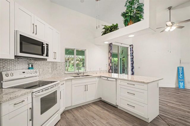405 POINSETTIA AVENUE, Lehigh Acres, FL 33972