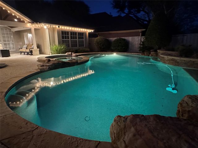 6526 Adobe Trails Drive, Sugar Land, TX 77479