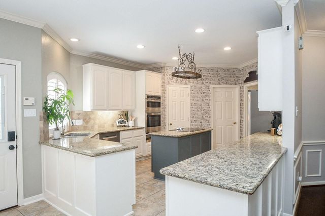 6526 Adobe Trails Drive, Sugar Land, TX 77479