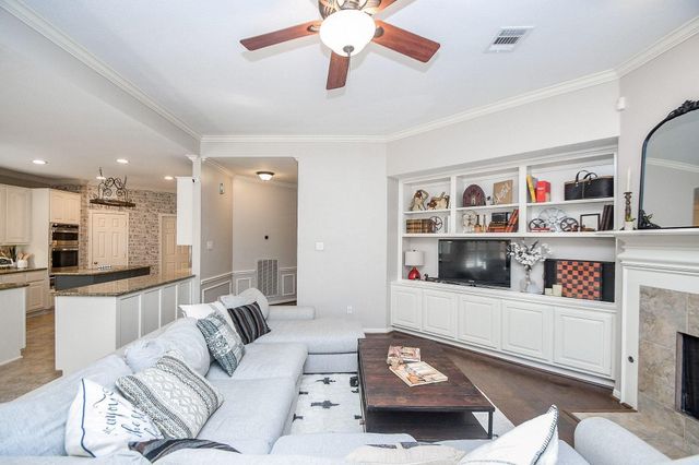 6526 Adobe Trails Drive, Sugar Land, TX 77479