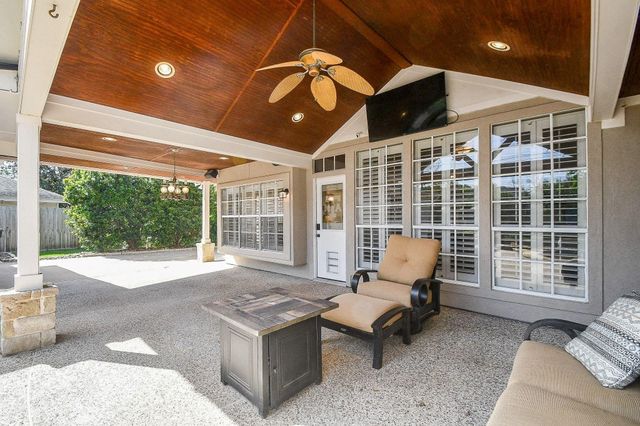 6526 Adobe Trails Drive, Sugar Land, TX 77479