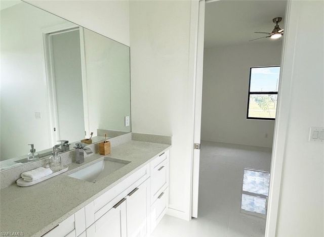 4213 Caloosa PKWY N, Cape Coral, FL 33993