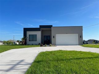 4213 Caloosa PKWY N, Cape Coral, FL 33993