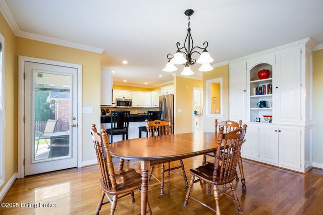 7909 Kendrick Crossing Ln, Louisville, KY 40291