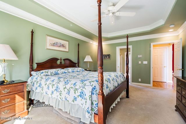 7909 Kendrick Crossing Ln, Louisville, KY 40291