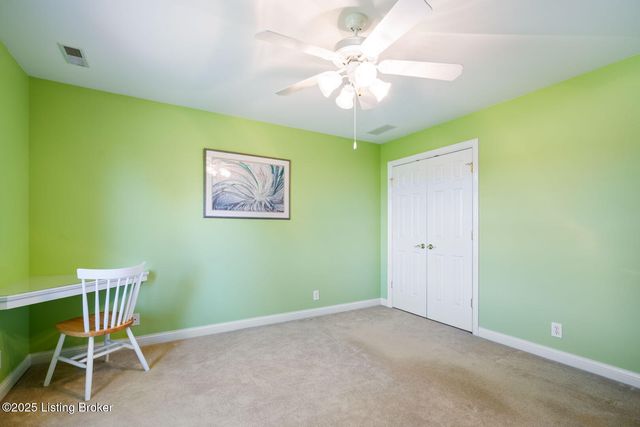 7909 Kendrick Crossing Ln, Louisville, KY 40291