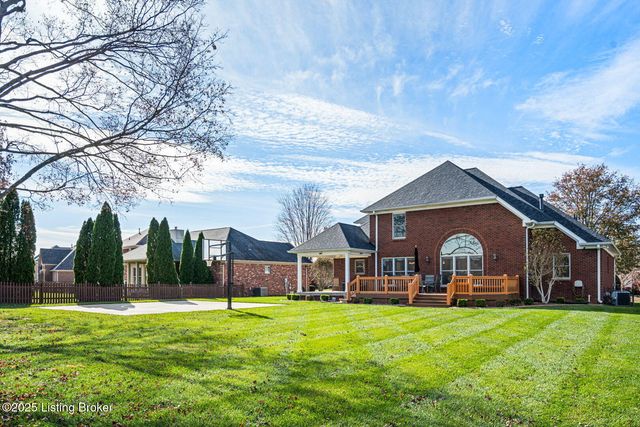 7909 Kendrick Crossing Ln, Louisville, KY 40291