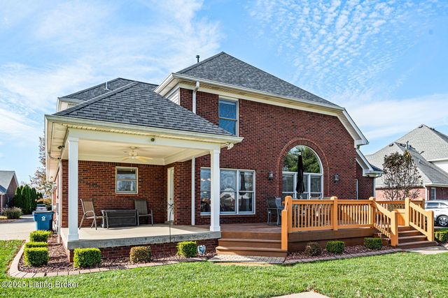 7909 Kendrick Crossing Ln, Louisville, KY 40291