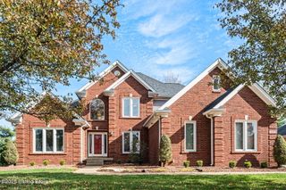 7909 Kendrick Crossing Ln, Louisville, KY 40291