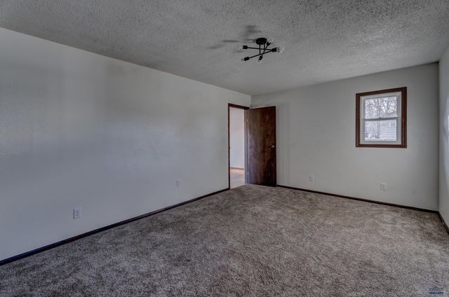 3207 W ST CLOUD, Rapid City, SD 57702